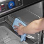 تمیز-کردن-ماشین-ظرفشویی-صنعتی